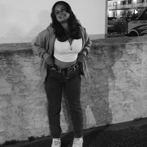 Meet your Posher, Alexis